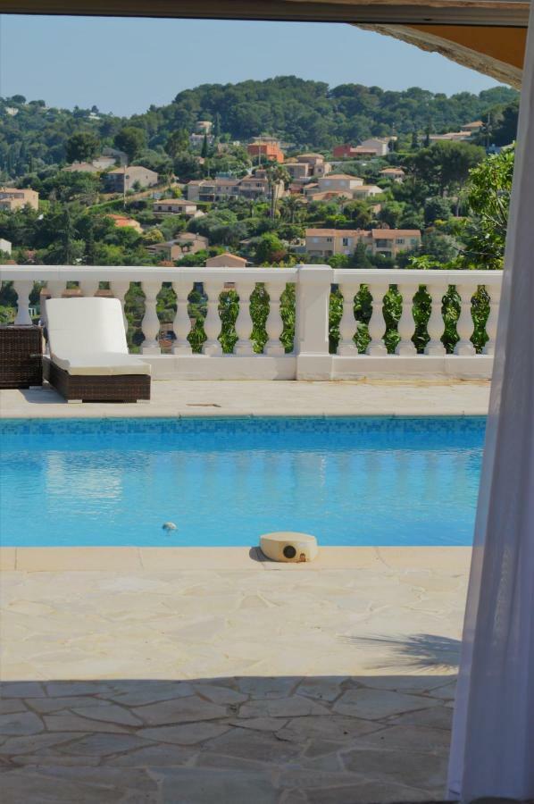 Villa La Terre Des Lauriers Vallauris Exteriér fotografie